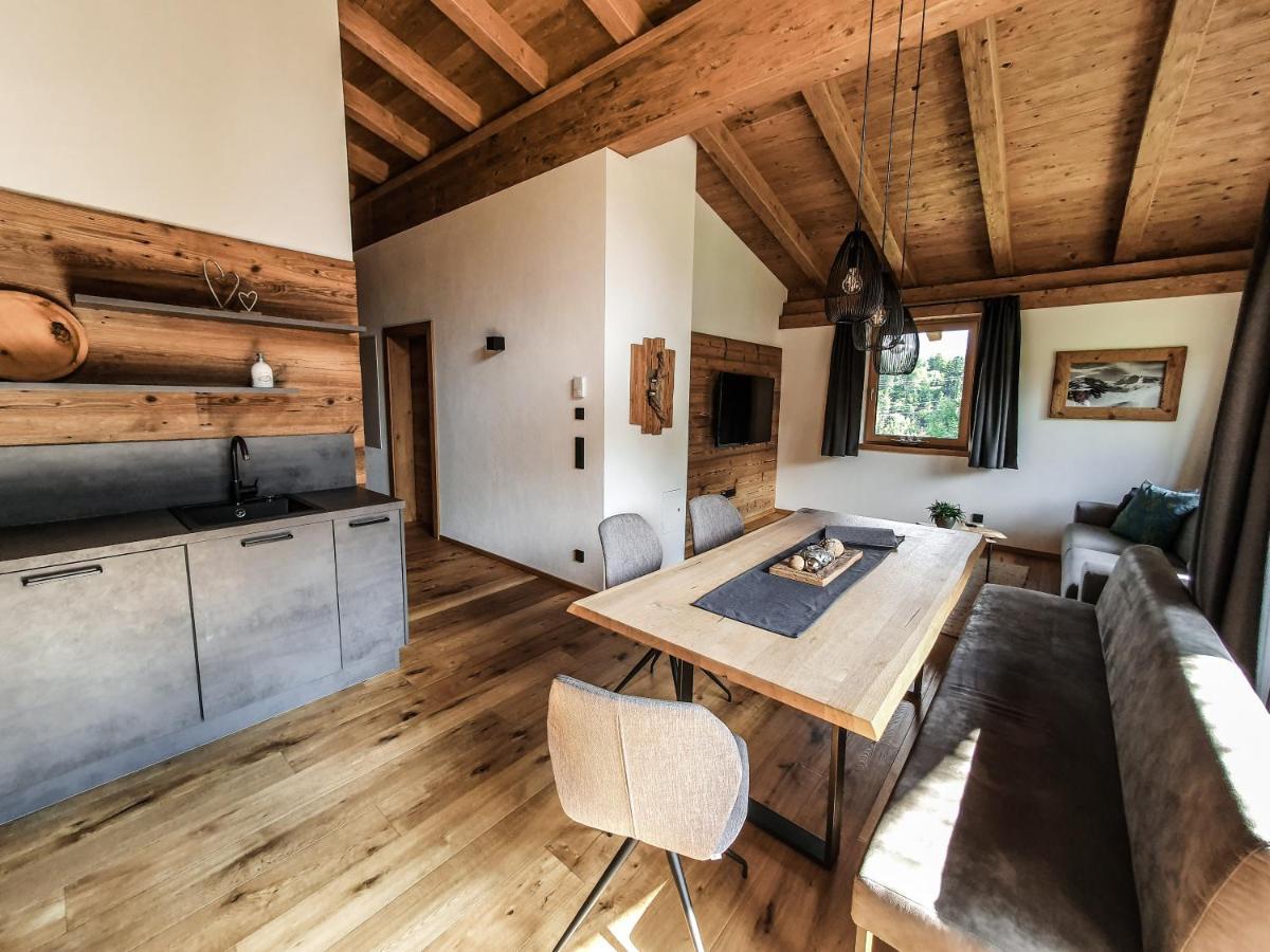 Zeitfrei Chalet Apartments フィーバーブルン エクステリア 写真