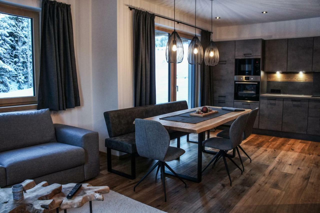 Zeitfrei Chalet Apartments フィーバーブルン エクステリア 写真